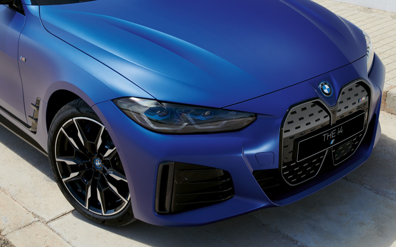 Экстерьер BMW i4 — спортивные пропорции, аэродинамика, фирменная решётка