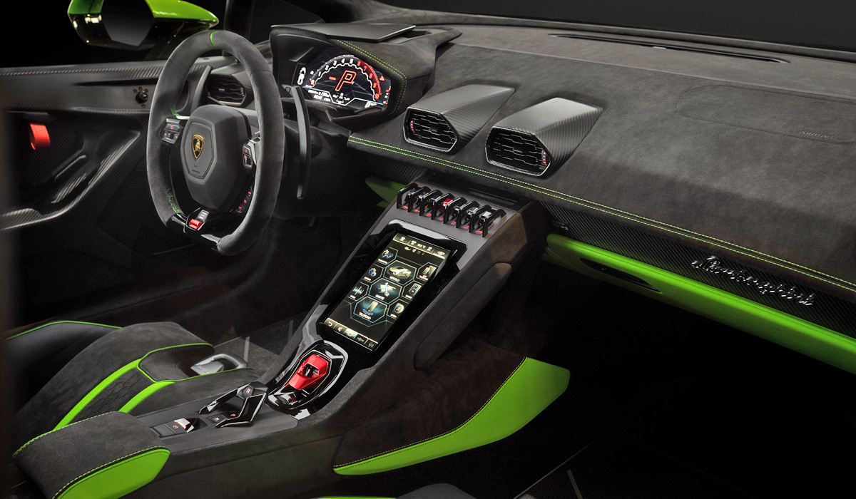 Интерьер Lamborghini Huracán Tecnica